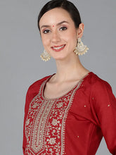 Women Chanderi Silk Yoke Kurta